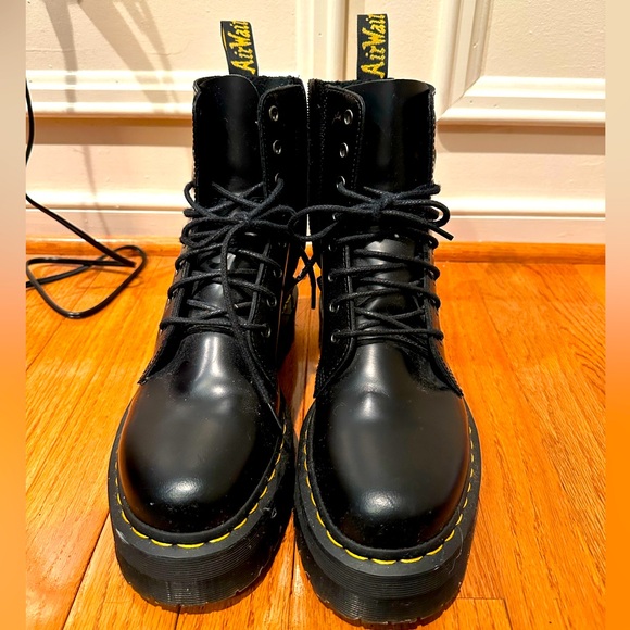 DR.MARTENS JADON BOOT SMOOTH LEATHER PLATFORMS - Picture 1 of 6